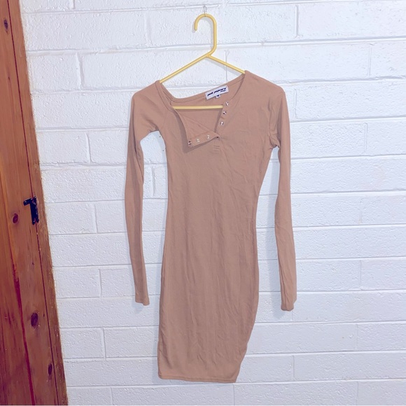 ULTIMATE Y2K 🤩Bodycon Asymmetrical Ribbed Snaps Tight Fitted Nude Stretch Dress - Picture 1 of 9